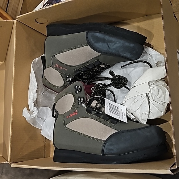 Dan Bailey Other - Dan Bailey Boys 168920 Gray Round Toe Lace Up Ankle Boots Size 4 fly fishing